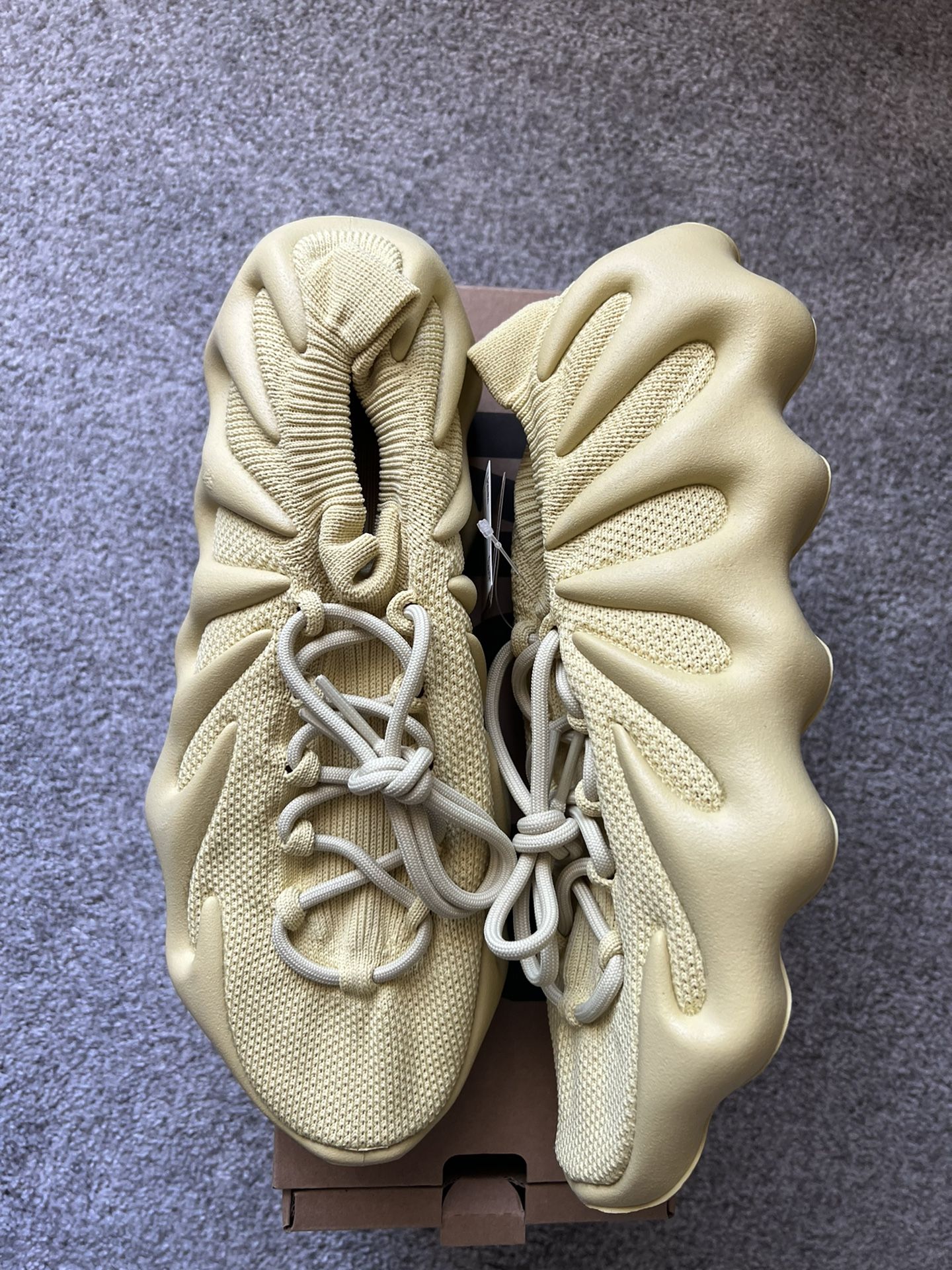 Yeezy 450 sulfur sz.11.5 w/adidas receipt