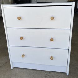 Small Dresser 