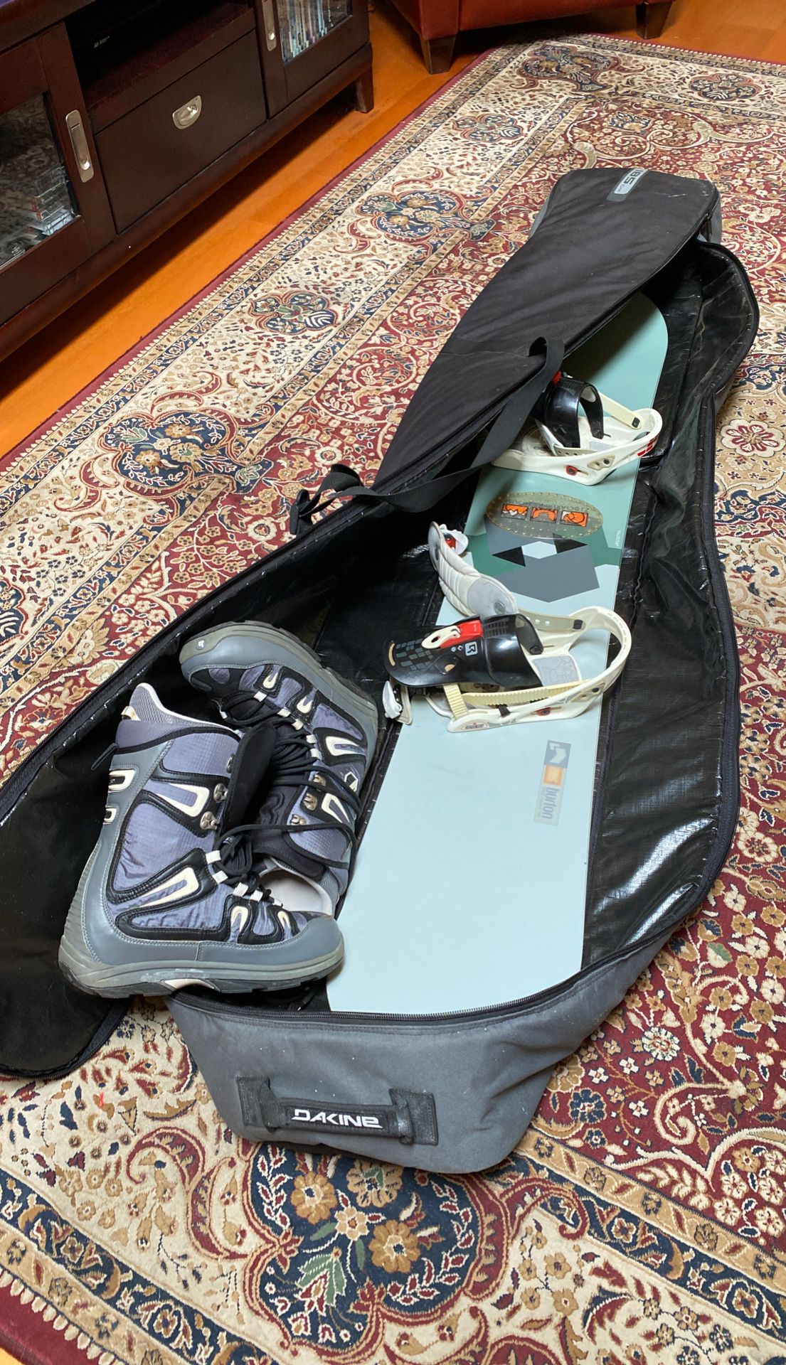 Burton Snowboard 162 Classic, Size 10 Boots and Dakine bag