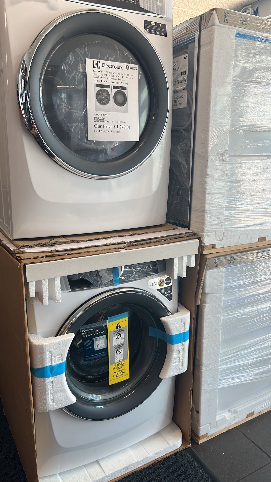 Electrolux Washer And Gas Dryer 