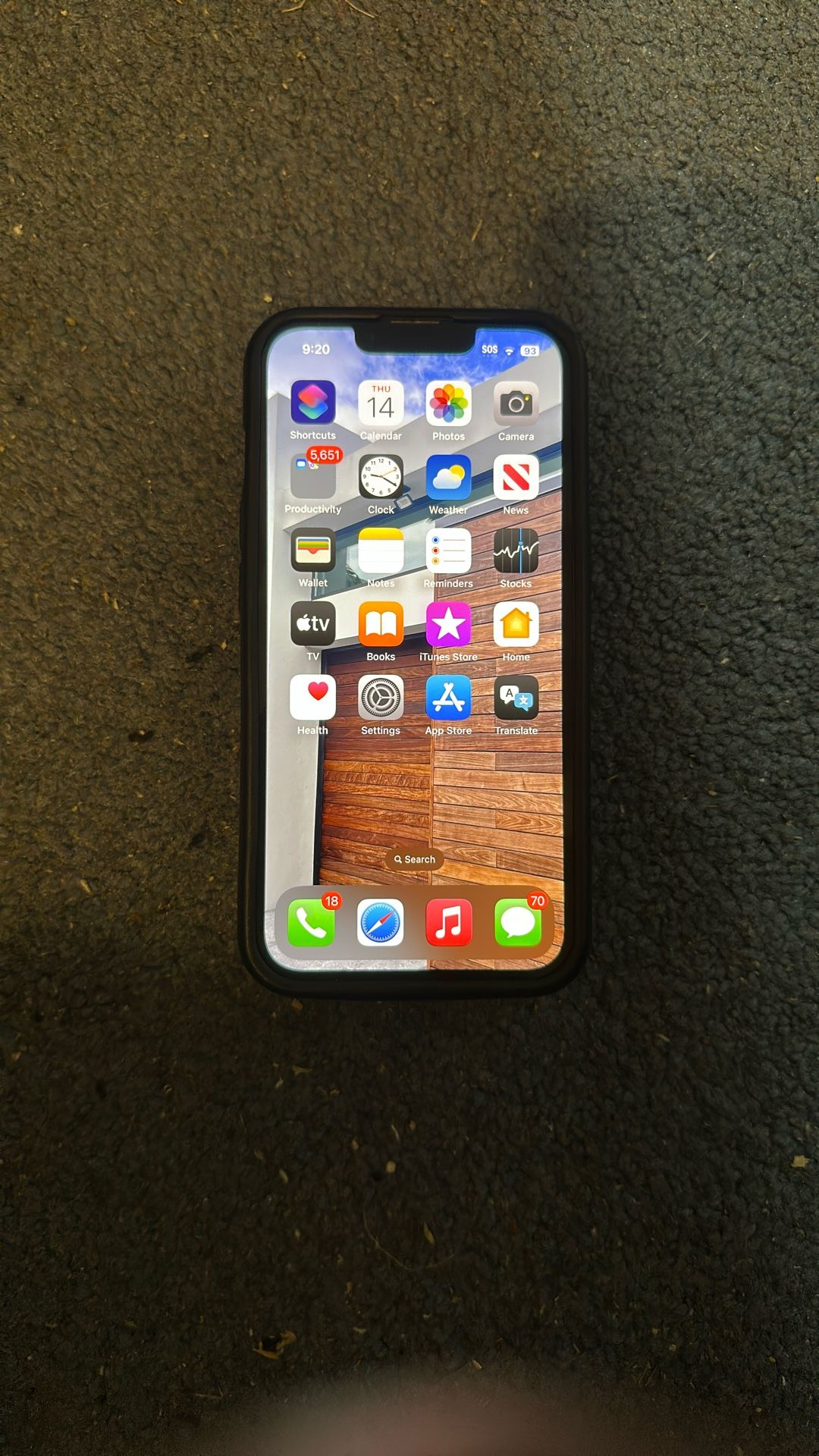 iPhone 13