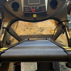 Treadmill For sale.. Excellent Condition! 