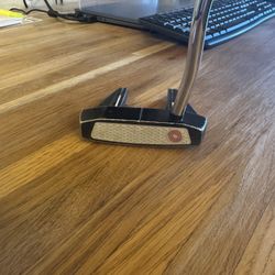 Odyssey Metal-X 7 Mid 33.5” w/ Superstroke Grip