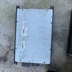 Pionner Amp  4 Way Channel 