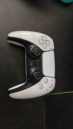 Ps5 controller.