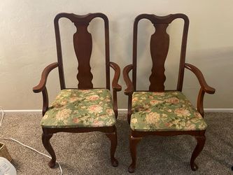 Queen Anne Dining Arm Chairs – Set of 2