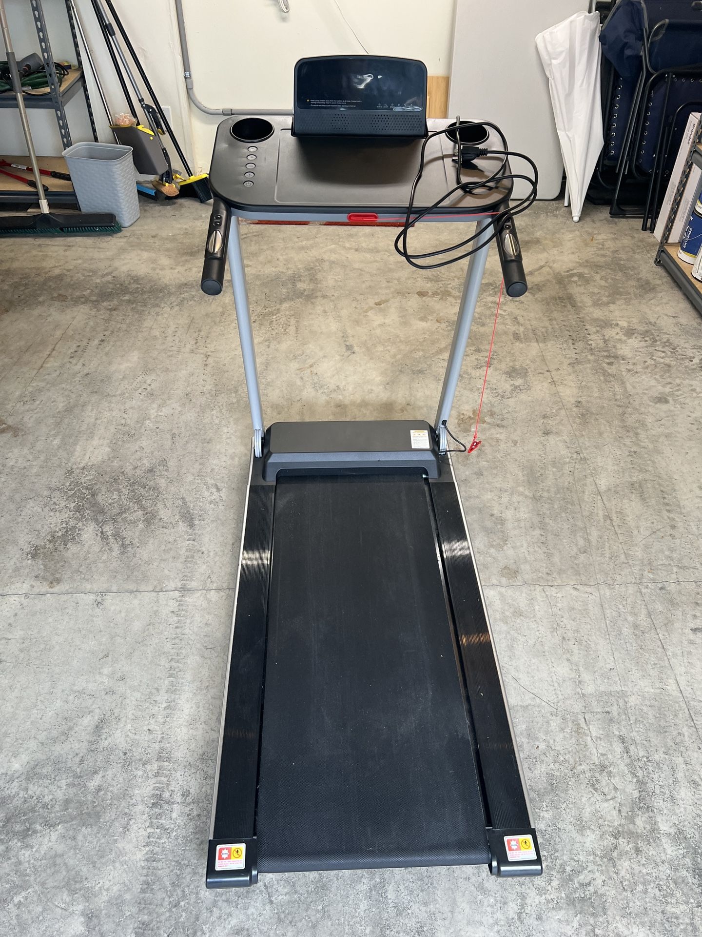 Walking treadmill with desktop little use