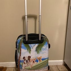 suitcase, 21” spinner *only selling this 1 piece which is expandable