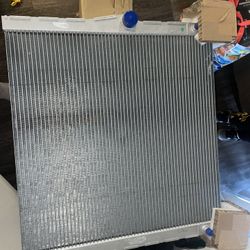 Brand New Radiator For BMW X5 07-10 3.0