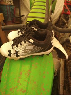 Soccer Shoes Size 11k