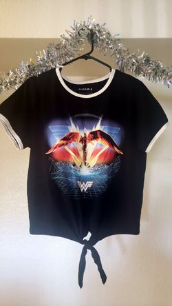 Wonder Woman 1984 Tie Front Cropped Top Sz L