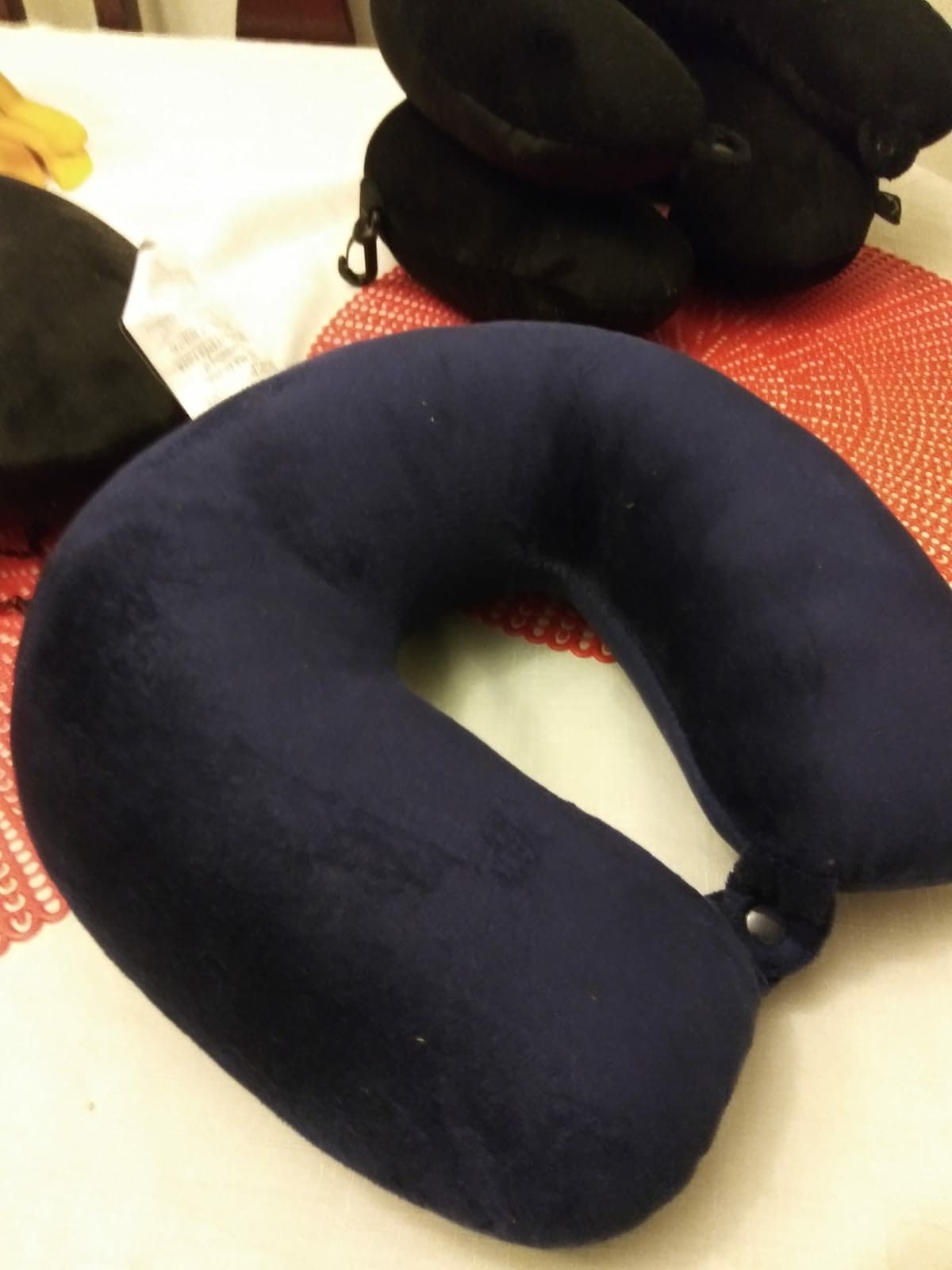 Travel pillow neck