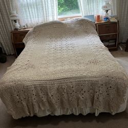 Handmade Vintage Knitted Crochet Ivory Throw Blanket Queen