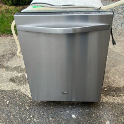 Whirlpool Dishwasher 