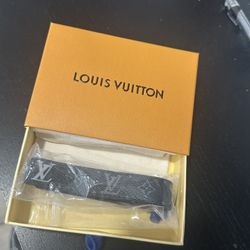 LOUI VITTON MENS BRACELET 