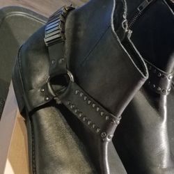 ASOS. THE BPO  ASOS CUBAN BLACK HEEL BOOTS 