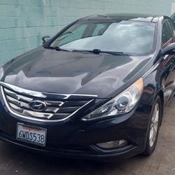 HYUNDAI SONATA SE  ONLY 62K MILES