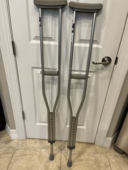 Lightweight Aluminum Crutches