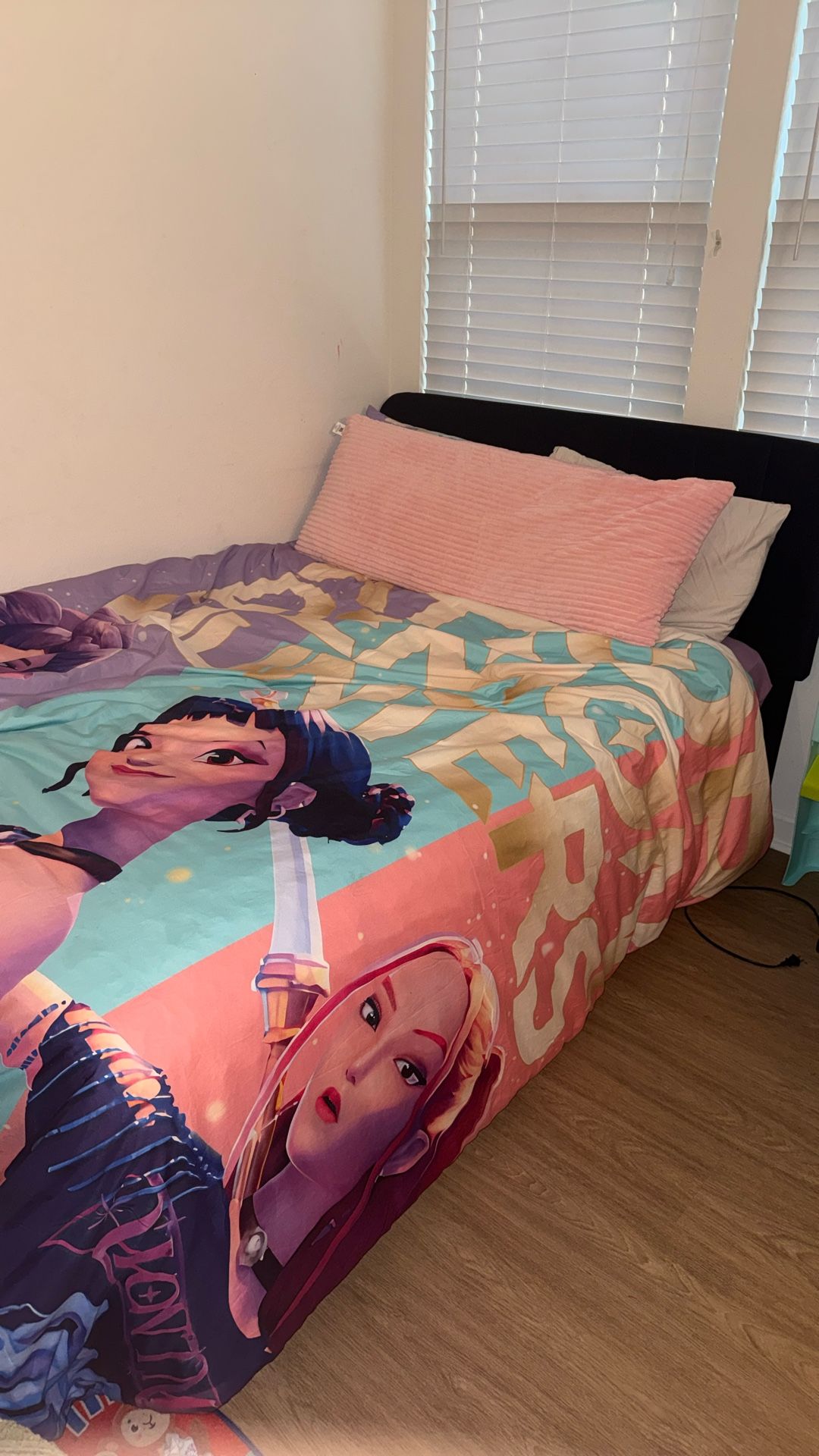 Full Bed And Mattress! Mattress Barely Used As Our Kids Always Sleep In Our Bed