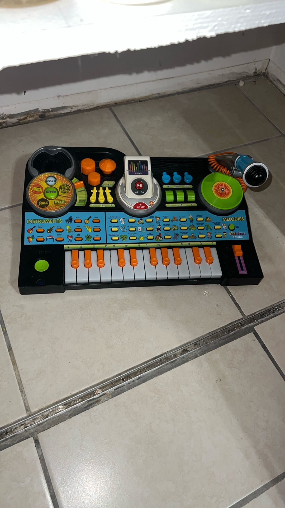 "KidiJamz Studio Detachable Music Player & DJ Set