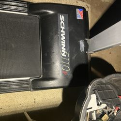 Schwinn 5110 Treadmill 