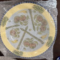 round ceramic serving bowl