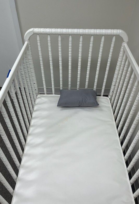 Crib Convertible To Toddler Bed With Mattress