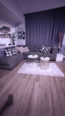 Sectional couch