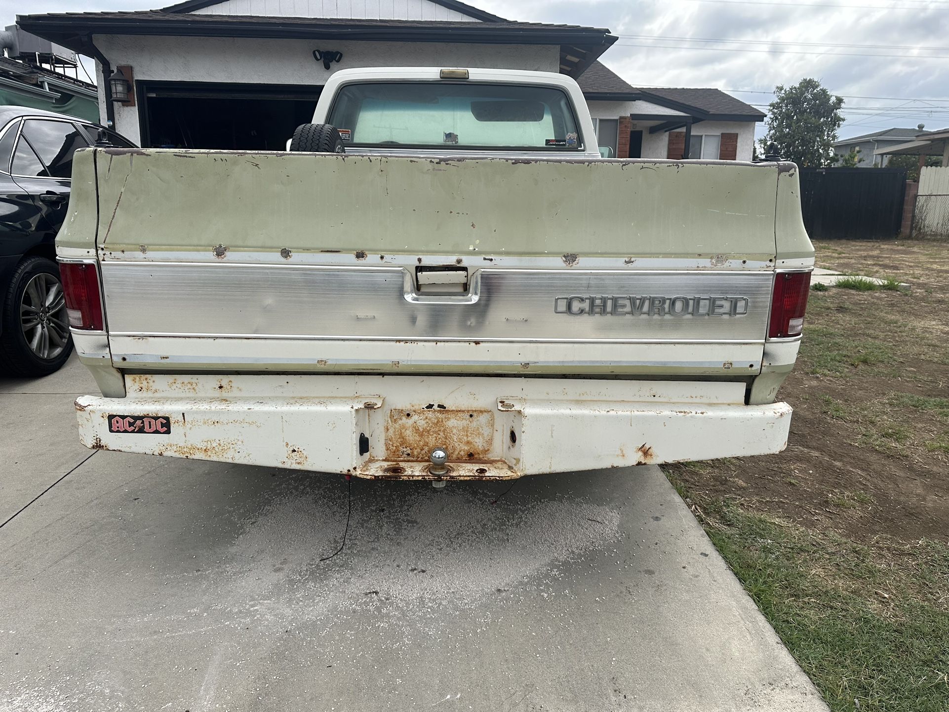 C10 Long Bed Complete With Tailgate Parts