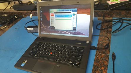 Lenovo e440 thinkpad. Intel i3 processor 2.4ghz 4gb ram, 500gb hard drive works great