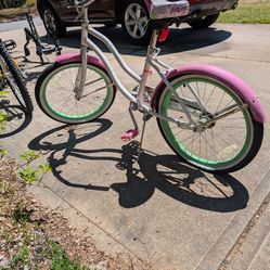 Bike and bike carrier