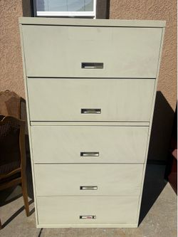 Metal tool storage