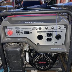 Honda EG6500CL Less Than 20 Hours 