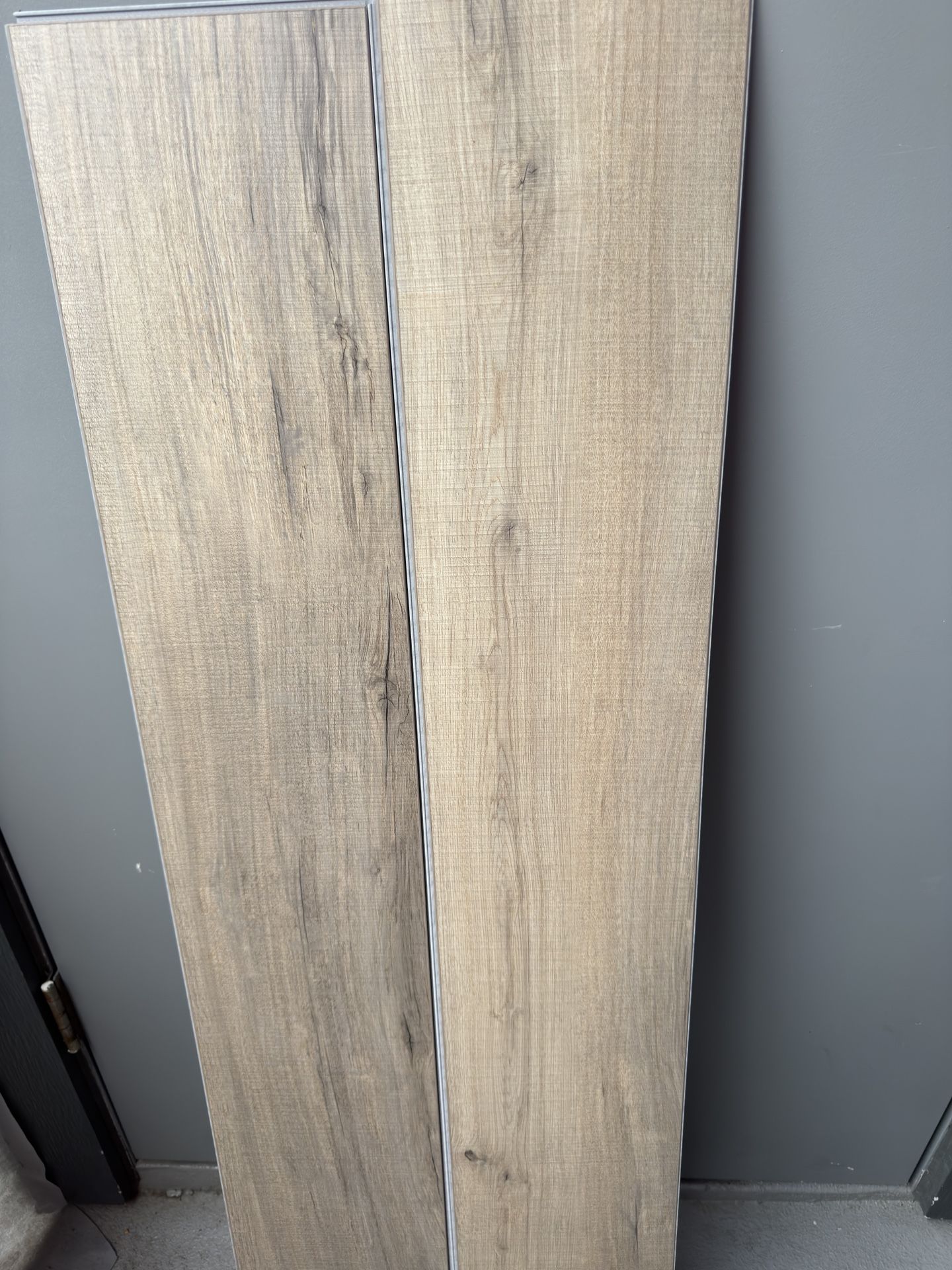 Laminate Padded LVP 170 Sq Ft