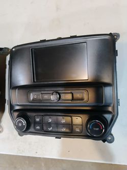 14-18 GM truck radio/climate control.