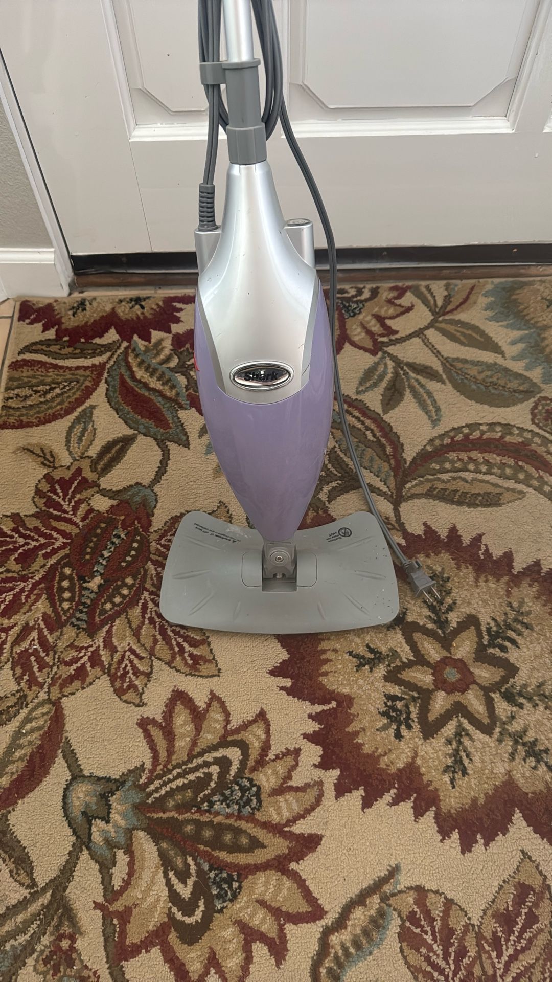 Shark Floor Steamer/cleaner