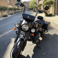 2016 Indian Chieftain dark horse