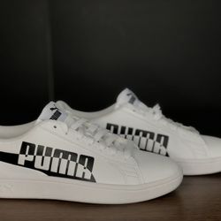 New Pumas Size 6.5 Women/ Boys 5y