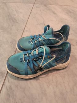 Columbia Water Shoes size 4
