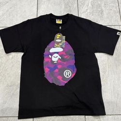 BAPE T -SHIRT