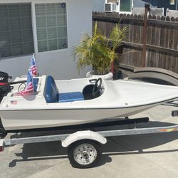 1982 KTC SMALL (10FT) —- SPEEDBOAT w/ GALVANIZED TRAILER & 6HP MOTOR 
