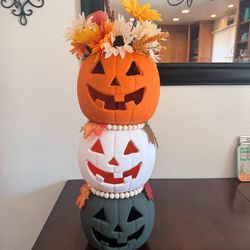Fall Pumpkin Decor