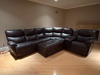 La-Z-Boy Troup­er Sectional Excellent Condition Hardly Used