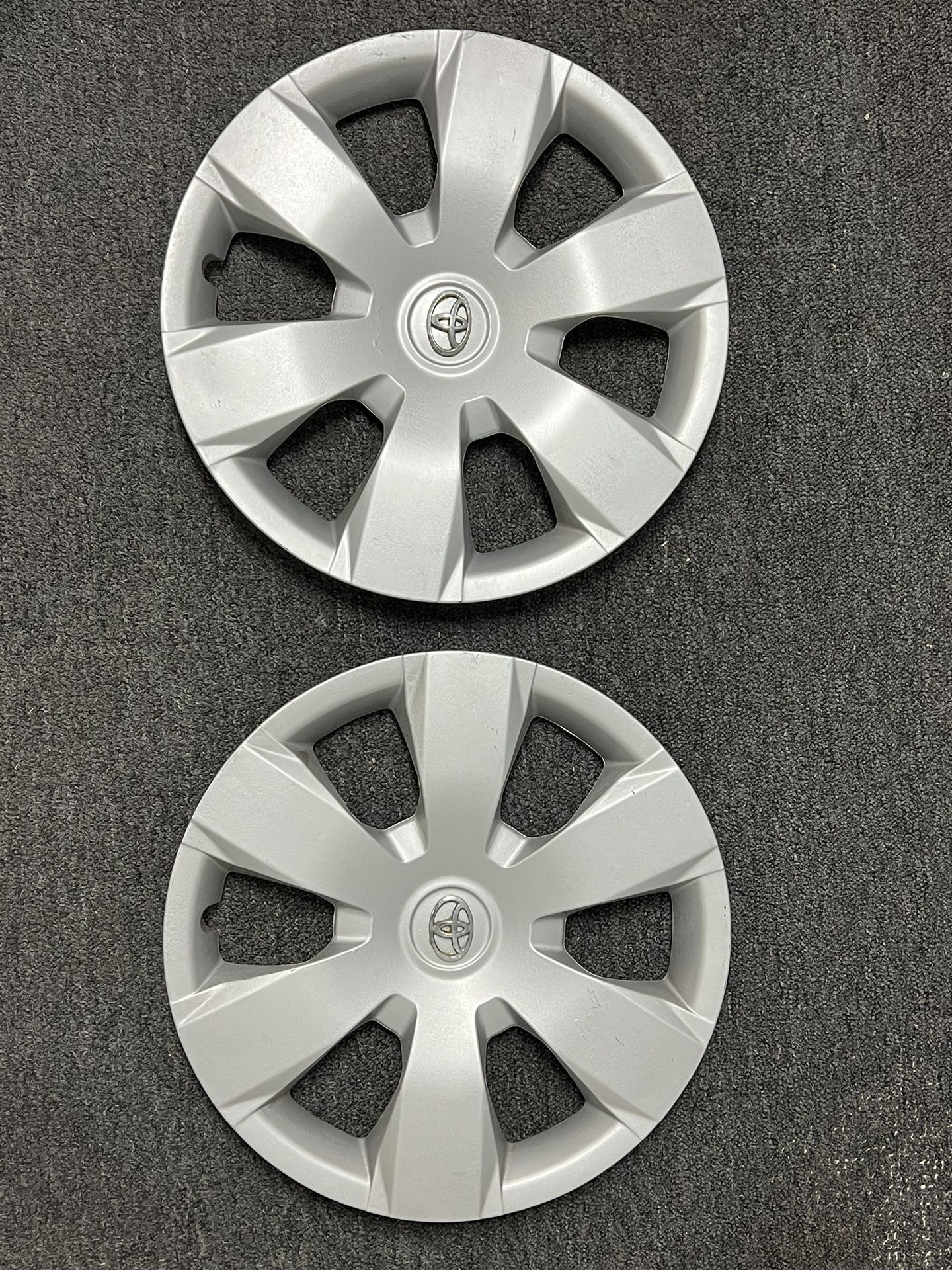two Toyota Camry 2007-2011 16" AFTER MARKET HUBCAP/WHEEL COVER
