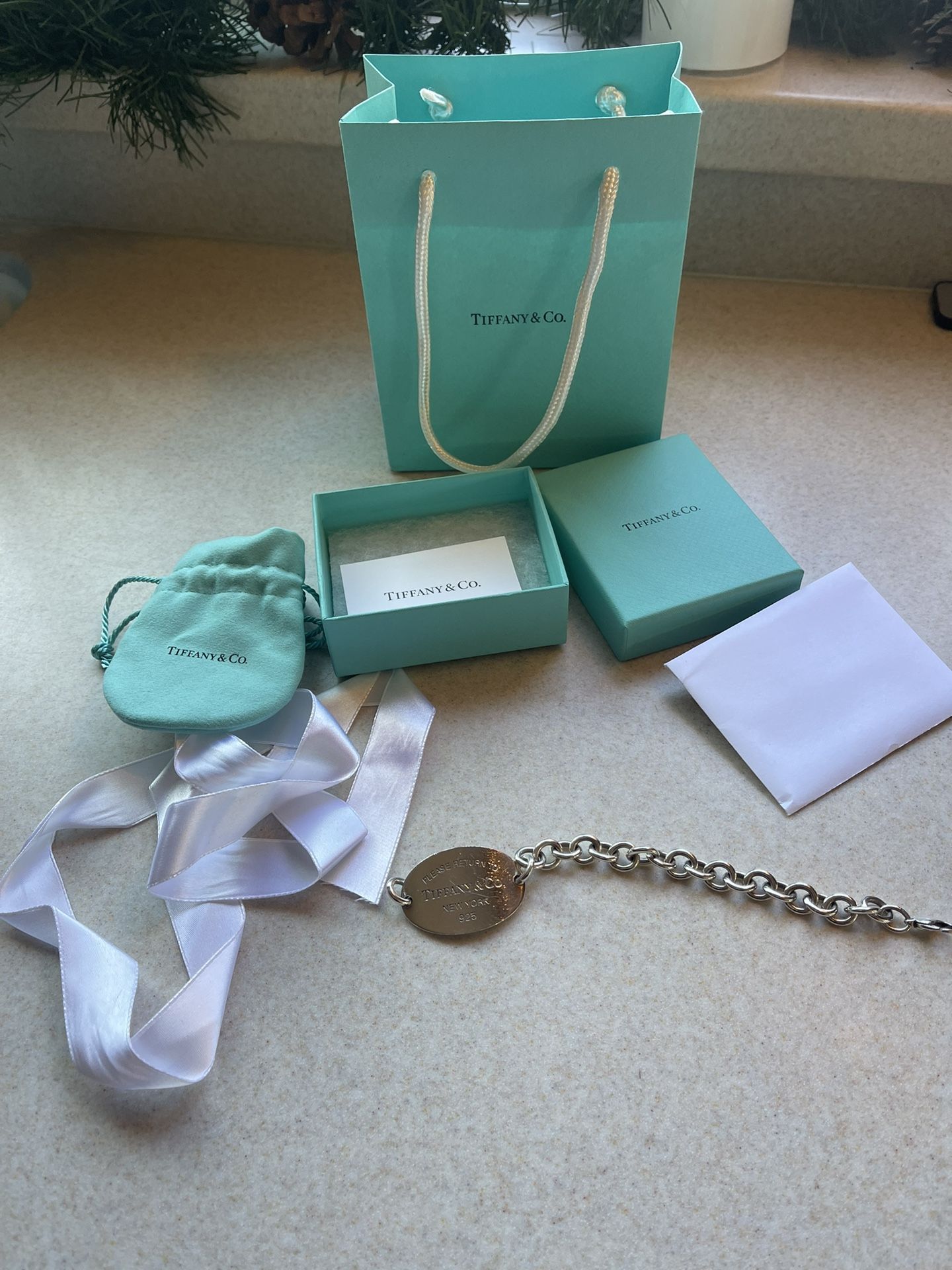 Tiffany & Co Large Oval Tag Bracelet Size 7.5