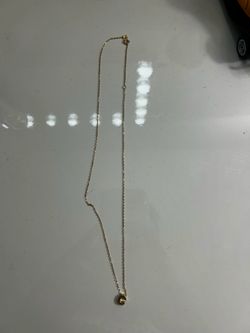 Cadena con dije de letra C ORO 14KT