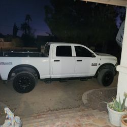 2017 Ram 2500 Diesel Crew Cab 