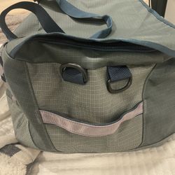Patagonia Black Hole Duffel 40L – Noble Grey – Brand New