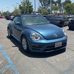 2019 Volkswagen beetle convertible