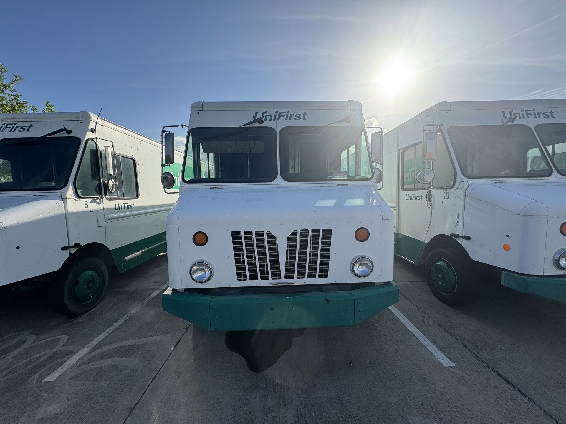 Food Truck ( For Sale )